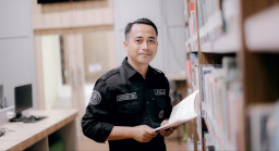 Kisah Inspiratif Aipda Dedi: Personel Polres Sampang yang Viral Jadi Videografer Warga Tanpa Lupakan Tugas Utama