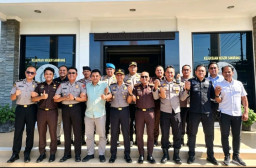 Perkuat Sinergi Hukum, Kapolres dan Kajari Sampang Berkomitmen Jaga Stabilitas Kamtibmas