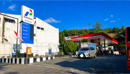 Antrean Truk Mengular di SPBU Kairagi Weru, Dugaan Penyelewengan Solar Subsidi Kembali Disorot