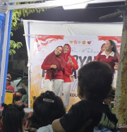Warga Kapasari Gelar Tasyakuran Jelang HUT RI ke-81 Dengan Potong Tumpeng Sekaligus Pentas Seni Yang Meriah