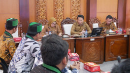 Berdialog dengan Bupati Subandi, HMI Cabang Sidoarjo Nyatakan Dukung  Pemberantasan Miras dan Penanggulangan HIV/AIDS 