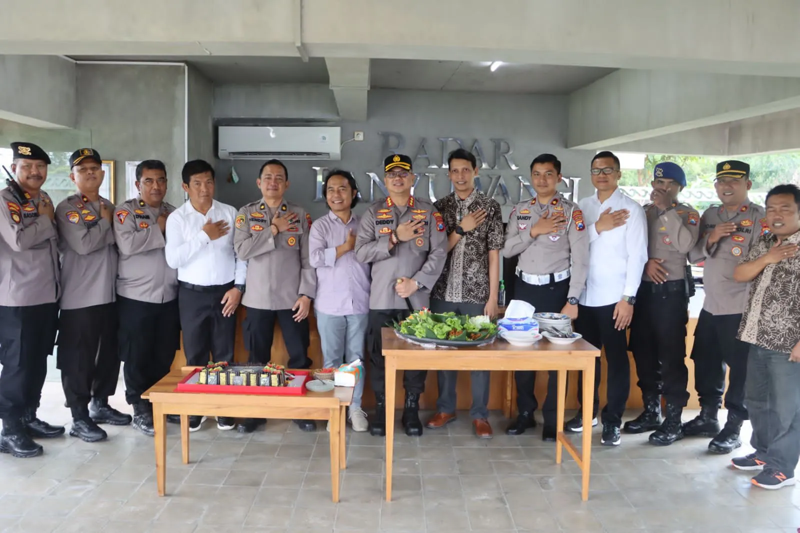 Kunjungi Kantor Media, Kapolresta Banyuwangi : Media Berperan Jaga Stabilitas Keamaan