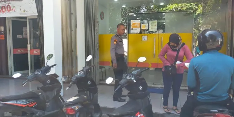 Polsek Taman Sidoarjo Patroli Dalam Kegiatan Harkamtibmas di Wilayahnya