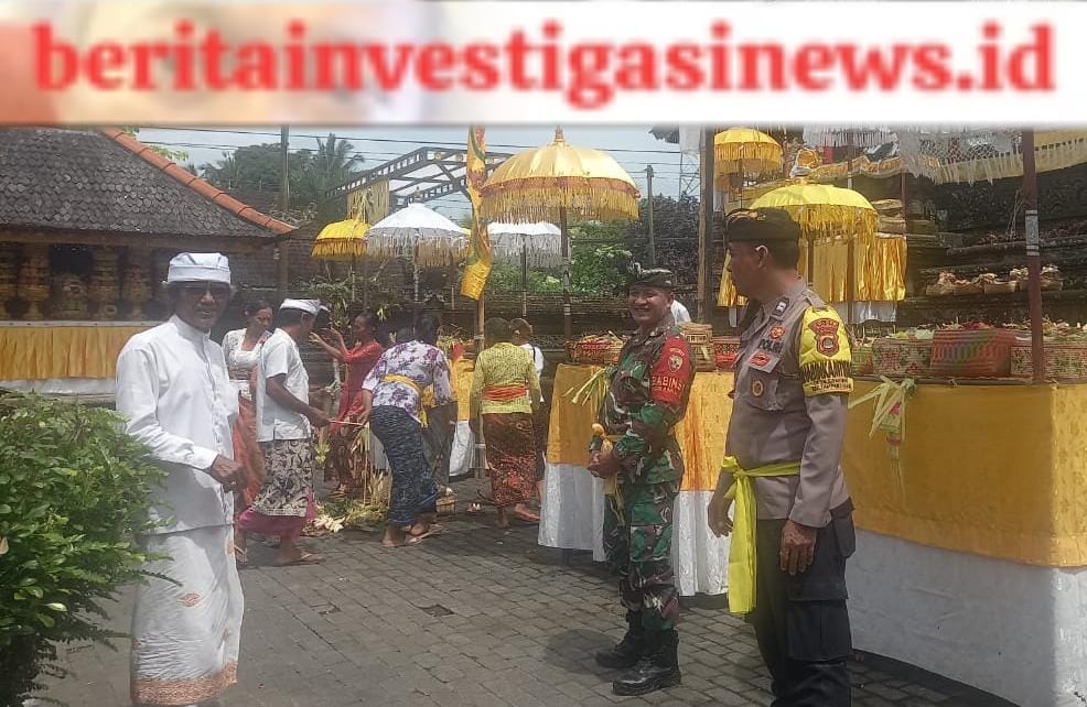 Pelda Murtono Bersama Aiptu Swandika Pantau Perayaan Hari Suci Galungan