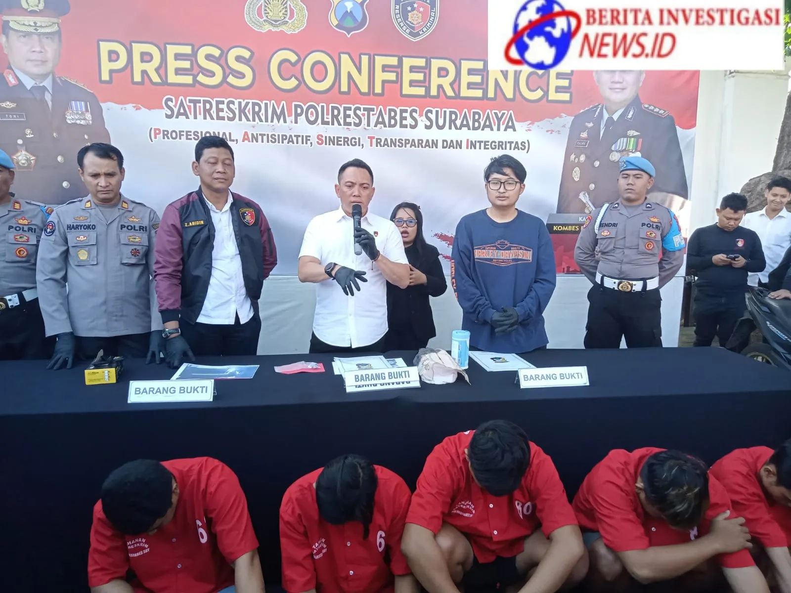Unit Resmob Polrestabes Surabaya, Berhasil Amankan 5 Pelaku Pembobolan Gudang di Lebak Rejo