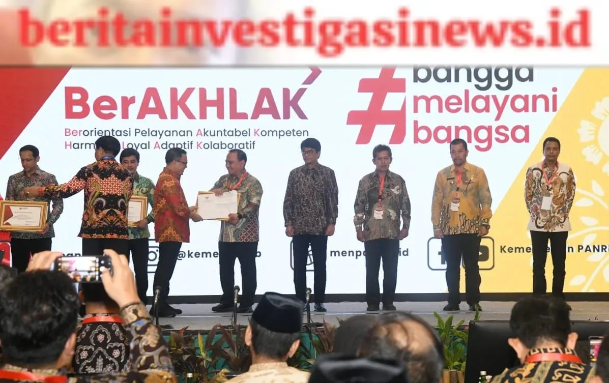 Tata Kelola Pengadaan ASN Terbaik, Kemenkumham Terima Penghargaan dari Menpan RB