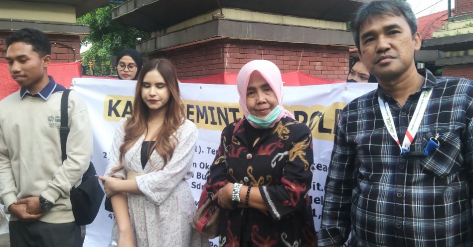 Keluarga M Darwis Korban Kriminalisasi Hukum Datangi Polda Jabar