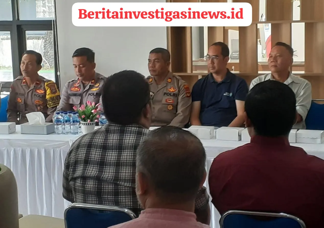 Jalin Kemitraan di Jumat Curhat Perkenalkan Aplikasi Polisi Banjar Hebat ke Masyarakat