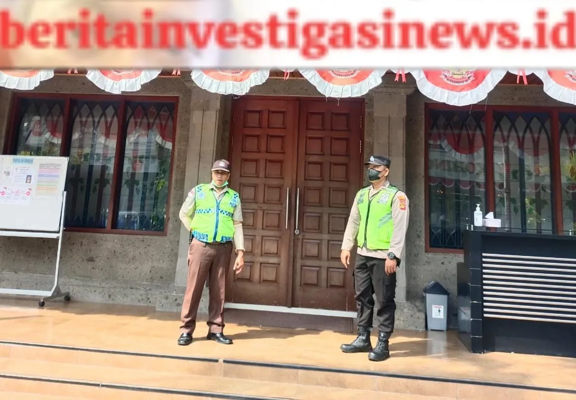 Monitoring Wilayah Minggu Kasih, Polisi Banjar Atensi Kebaktian di Gereja Baithani
