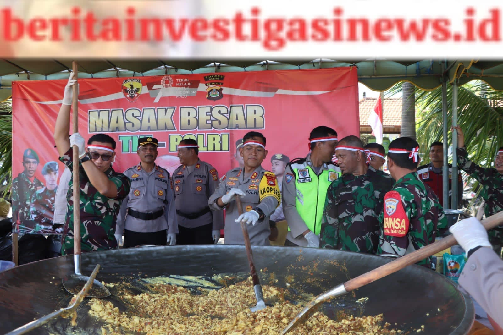 Keren Habis !! Polres Badung dan Kodim Badung Kolaborasi Masak Besar
