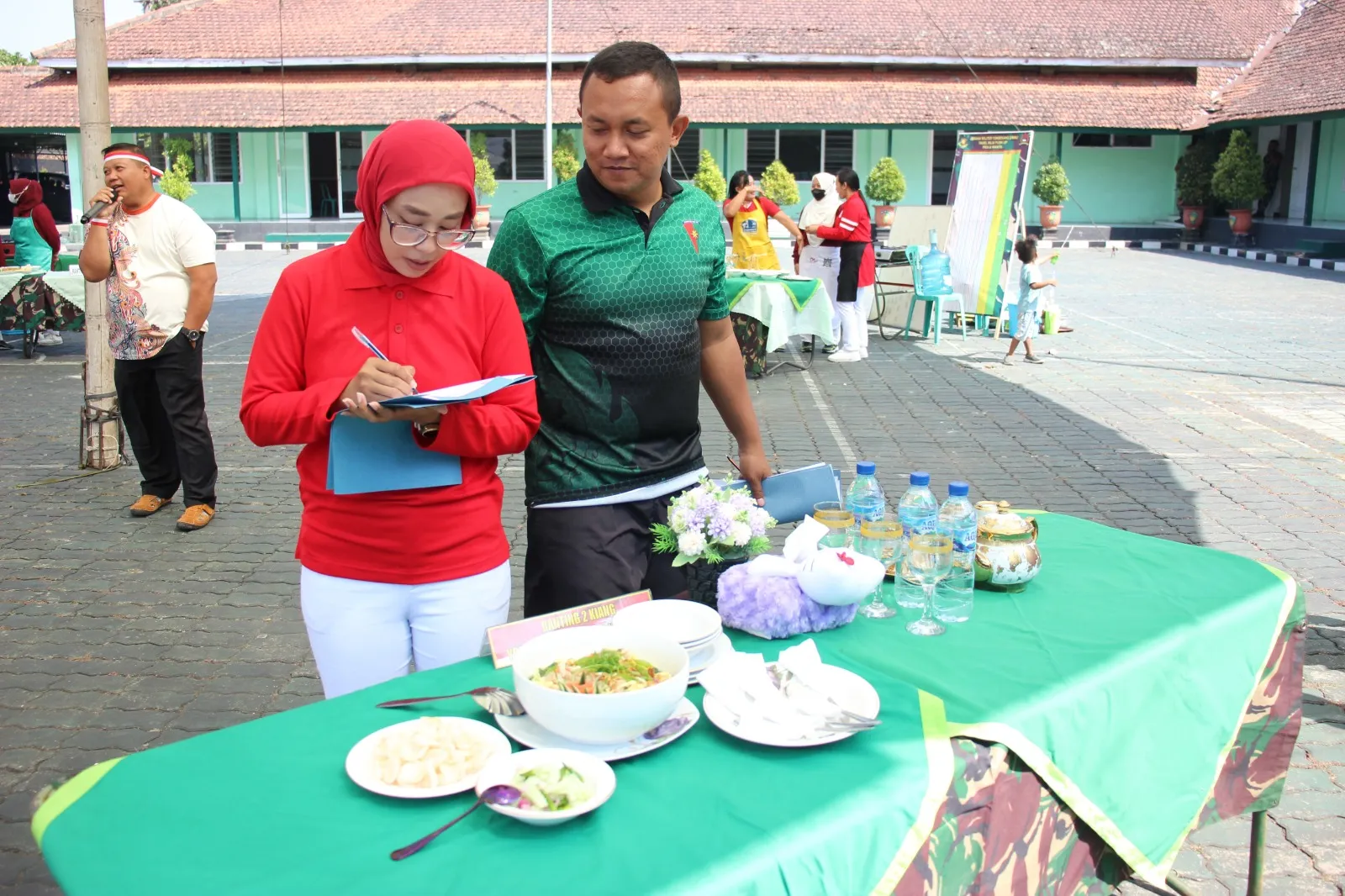 Keseruan Lomba Menyambut Hari Kemerdekaan RI ke-78 di Yonbekang 2 Kostrad