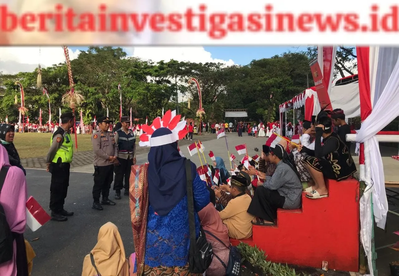 Jum’at Curhat On The Spot, Kapolsek: “Awasi Putra Putrinya, Agar Tidak Kecanduan Game Online” 
