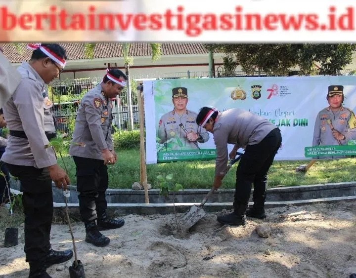 Kapolres Kawban AKBP Ida Ayu Wikarniti Pimpin Tanam Pohon Lestarikan Negeri