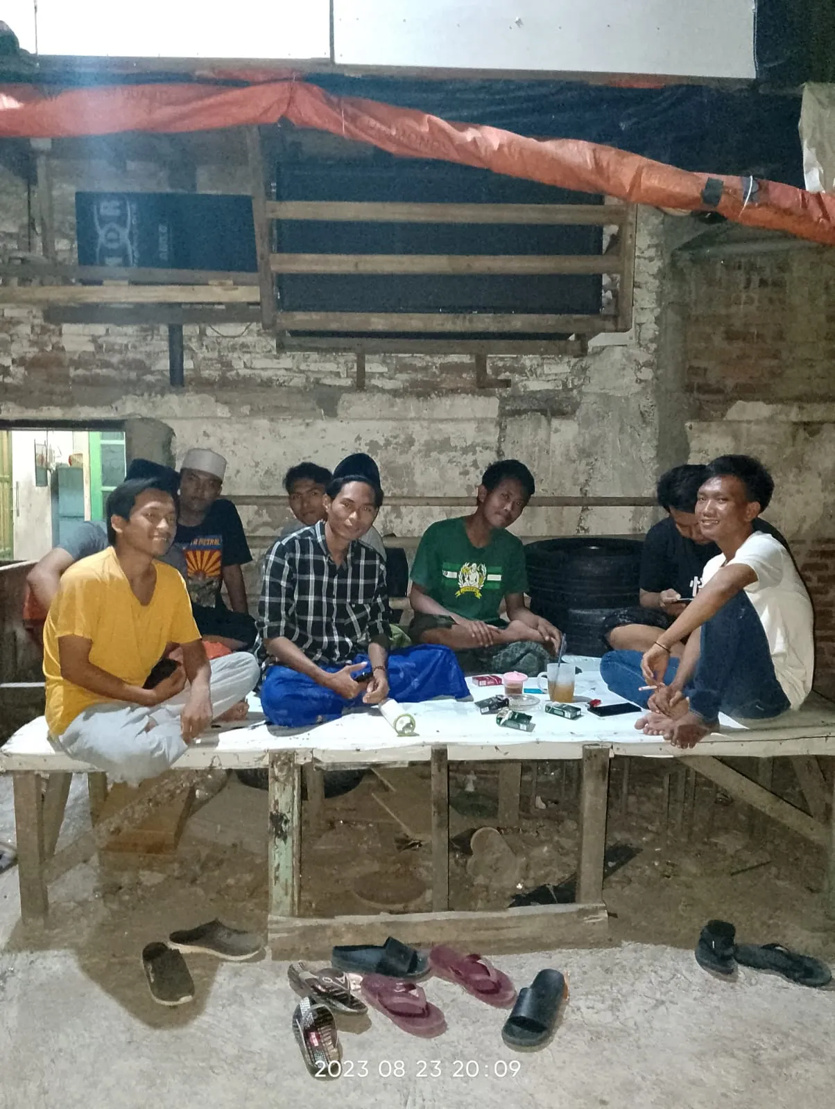 Pemuda Karang Tembok Pabrik Tahu RT 03 / RW 04 Kelurahan Semampir Surabaya, Ikrarkan Anti Narkoba