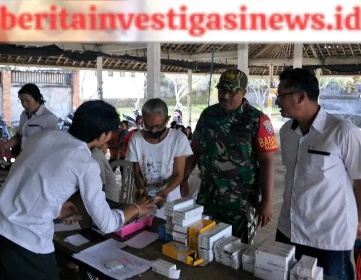Babinsa Dampingi Petugas Kesehatan Laksanakan Kegiatan Prolanis Secara Rutin