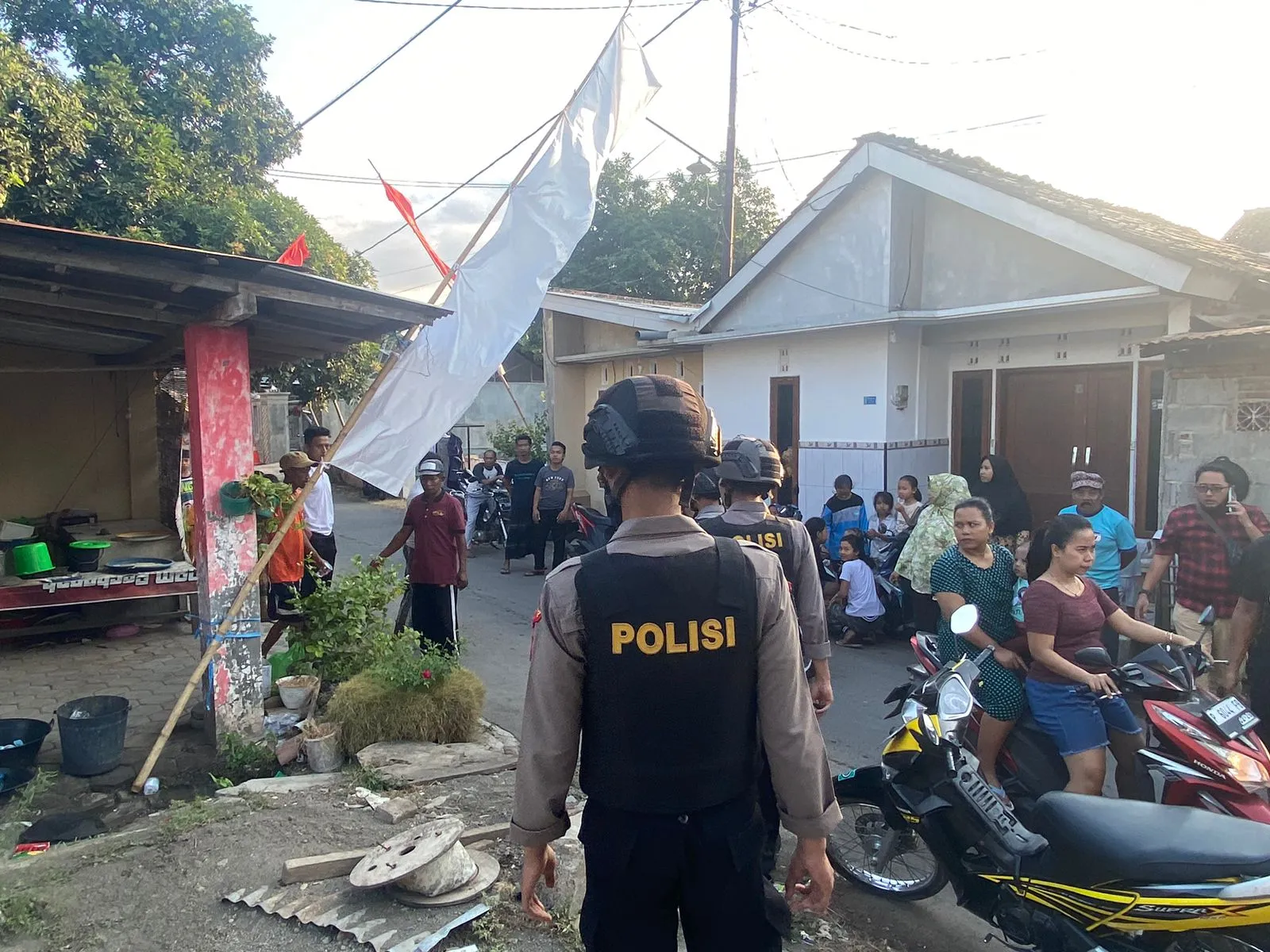 Patroli Perintis Presisi Samapta Damaikan Warga Situbondo Yang Terlibat Pertikaian