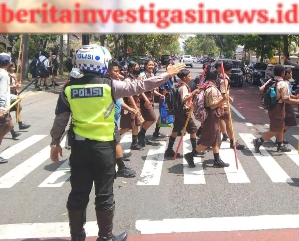 Ciptakan Kondisi Lantas Aman, Patroli Rahayu Atensi Bubaran Anak Sekolah