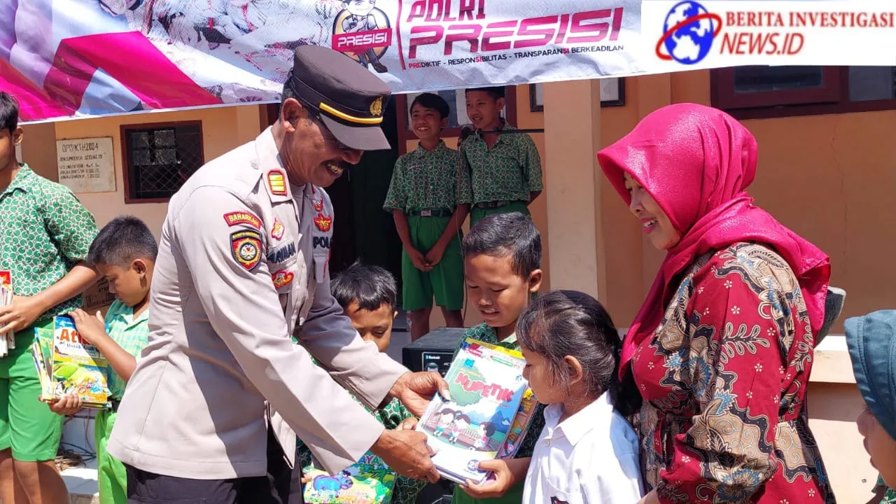Polres Nganjuk Sebarkan Ribuan Buku Bacaan UpayaTumbuhkan Literasi dan Kecintaan Membaca Anak