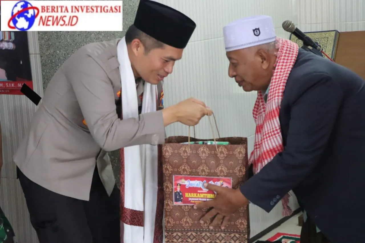 Kapolres Nganjuk, Sambangi Masjid Baitul Muttaqin Desa Drenges dalam Kegiatan Safari Jumat dan Jumat Curhat