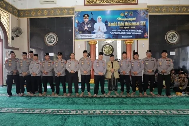Polrestabes Surabaya Gelar Peringatan Maulid Nabi Muhammad SAW