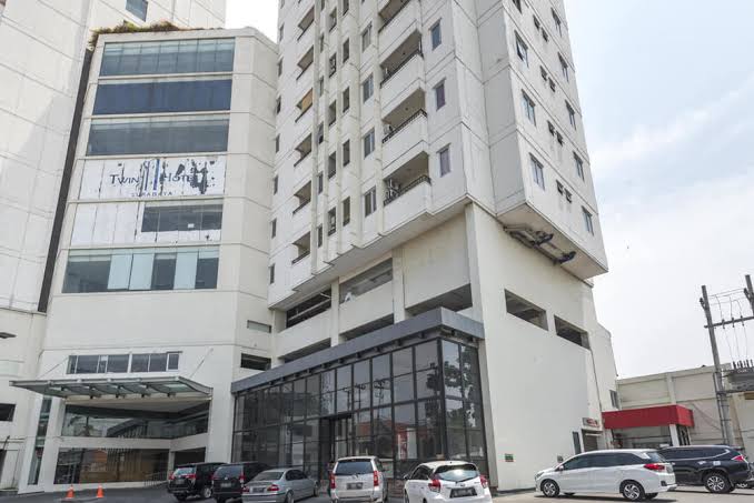 Tak Kantongi Ijin, Hotel Twin Tower Bebas Beroperasi.... Pemkot Diduga Tutup Mata