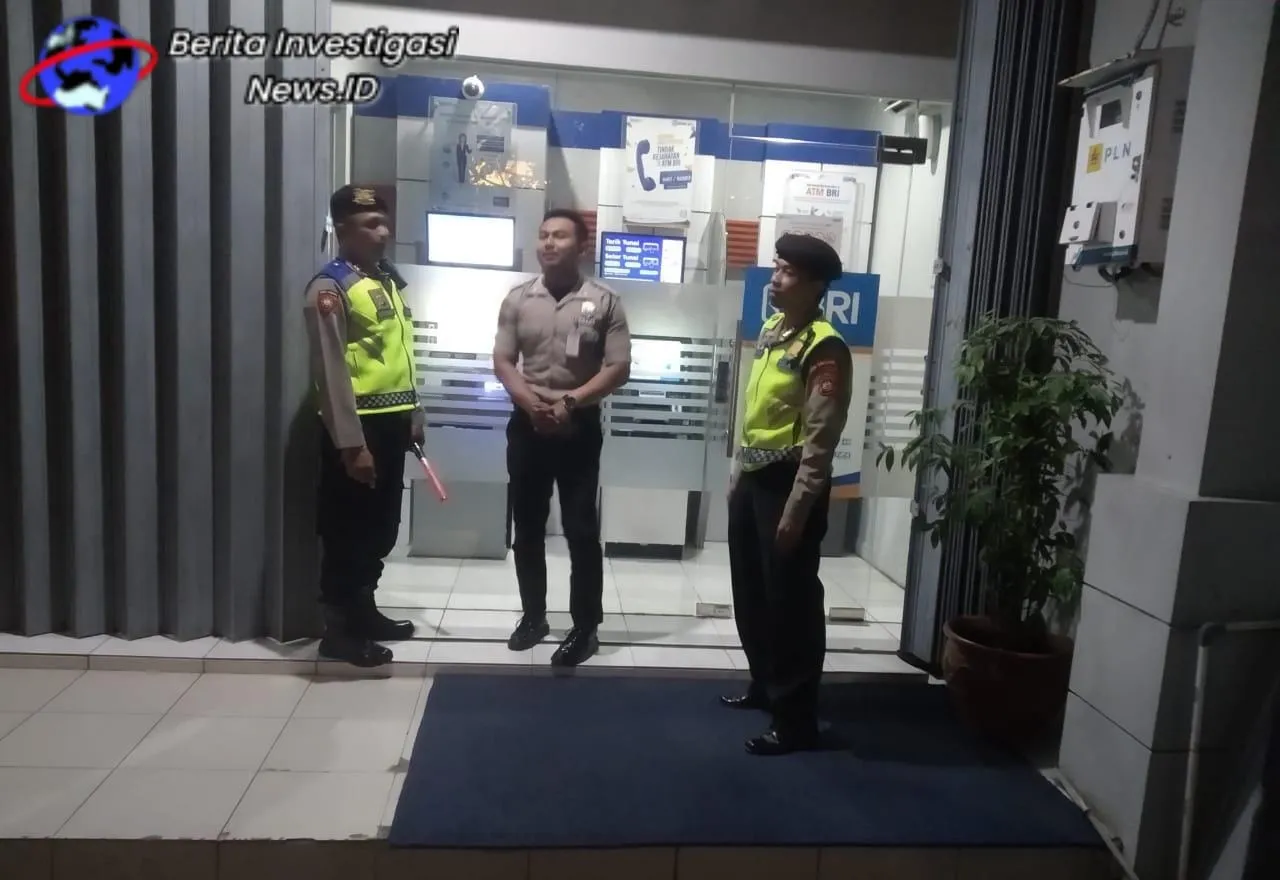 Tingkatkan Keamanan Malam Hari Polsek Denpasar Barat Berdayakan Bluelight Patrol