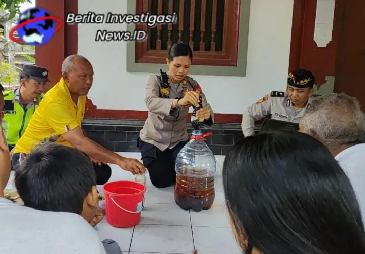 Kapolsek Densel Sosialisasi Kelola Sampah Yang Baik, Ajak Masyarakat Jaga Lingkungan