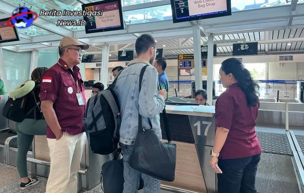 Overstay Dua WNA Amerika Serikat dan Rusia Dideportasi Rudenim Denpasar
