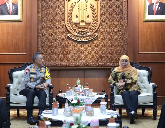 Kunjungi Gubernur Jawa Timur, Kapolda Jatim Siap Bersinergi Dukung Program Pemprov