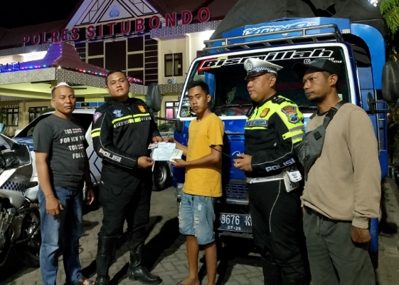 Polres Situbondo Berikan Sangsi Tegas Sopir Ugal – ugalan Yang Videonya Viral di Medsos