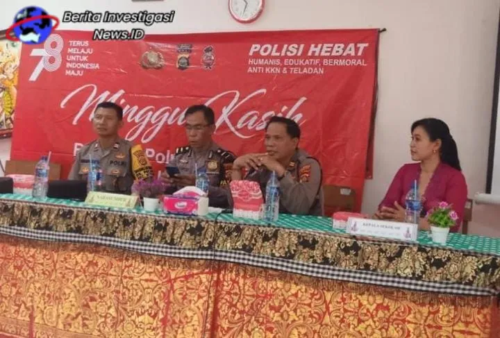 Minggu Kasih Polsek Kutsel Sosialisasikan Aplikasi Polisi Banjar Hebat.
