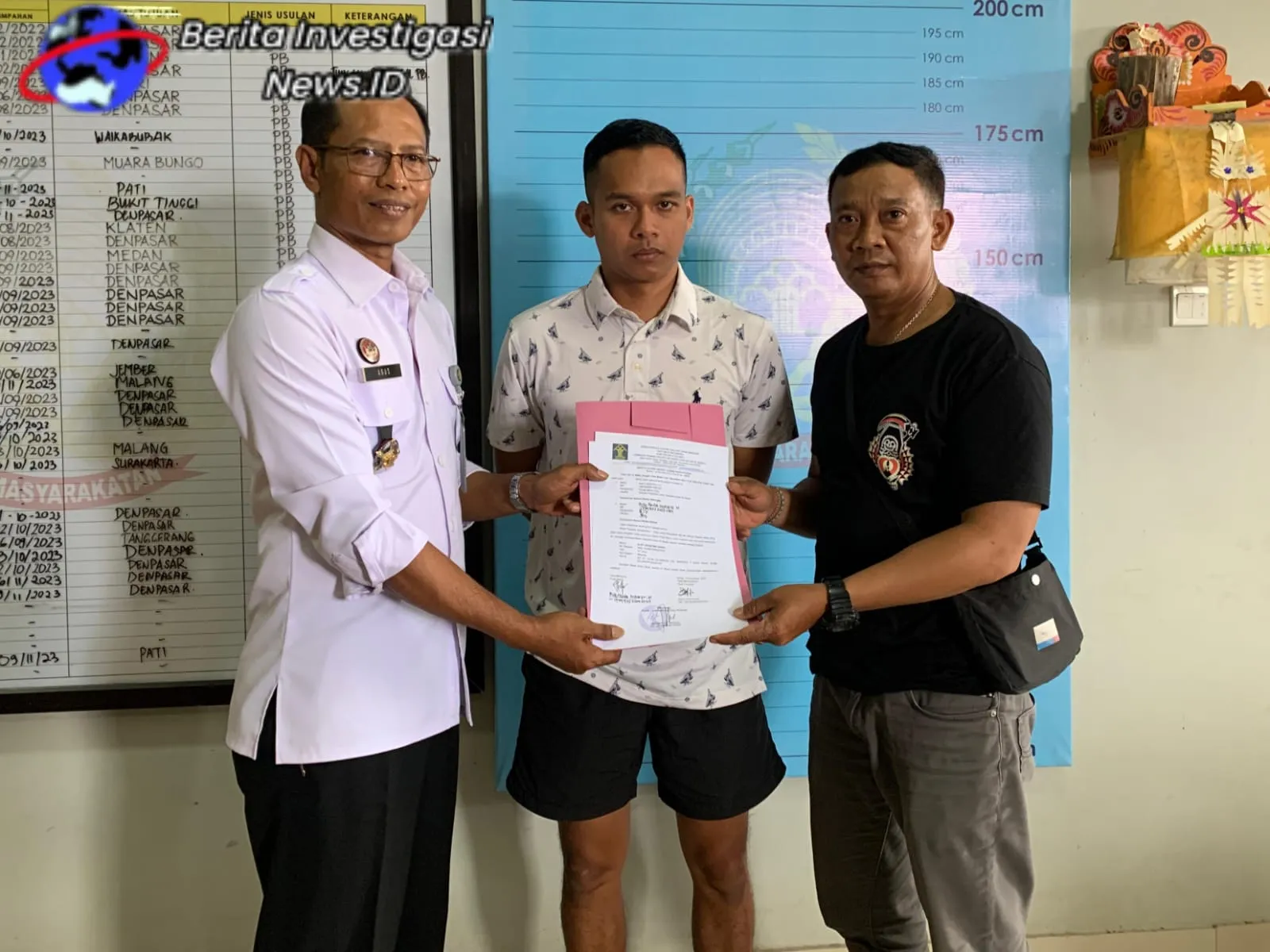 Seorang Napi Asing Kasus Narkotika Bebas Murni Diserahkan ke Imigrasi Denpasar