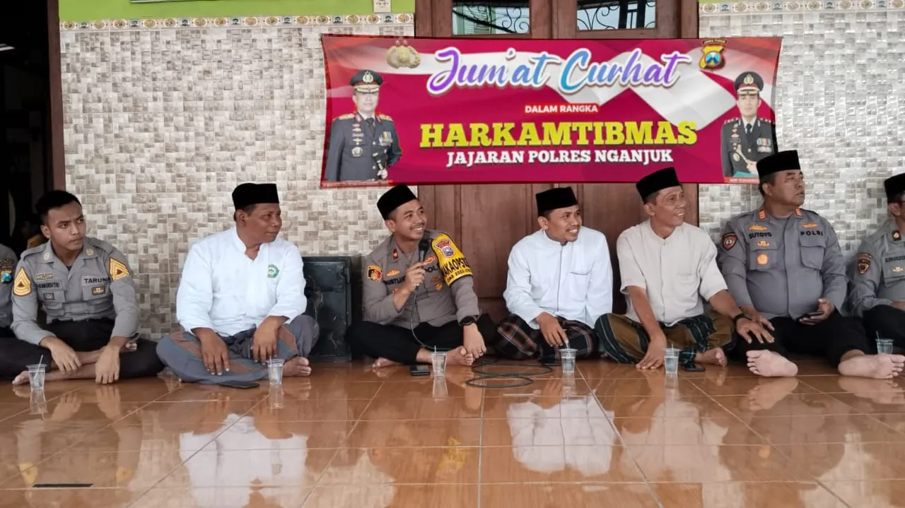 Jumat Curhat, Polres Nganjuk Mengimbau Lebih Baik Mencegah Sebelum Gangguan Kamtibmas Terjadi