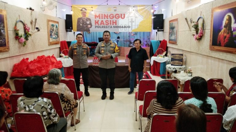 Polresta Sidoarjo Kunjungi Gereja Allah Maha Naim Pondok Mutiara Dalam Giat Minggu Kasih
