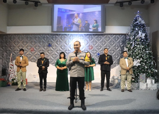Kapolres Malang dan Forkopimda Cek Gereja dan Sapa Jemaat, Pastikan Perayaan Malam Natal Kondusif