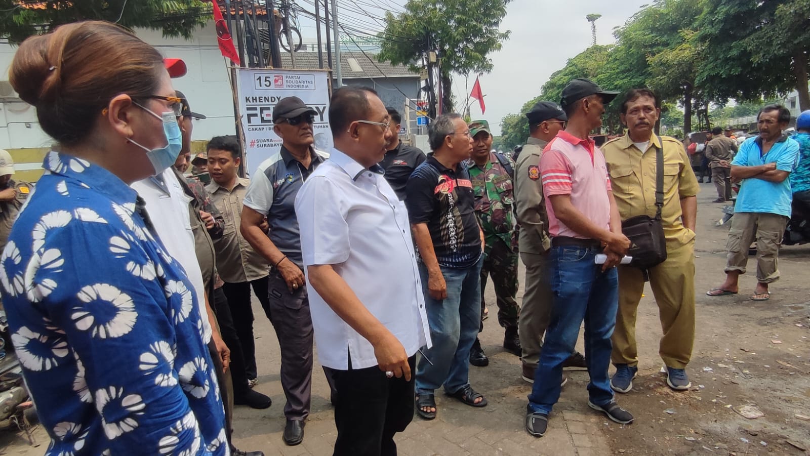 Wakil Walikota Surabaya Sidak Tempat Penampungan Sampah di RW 04 Kelurahan Wonokromo