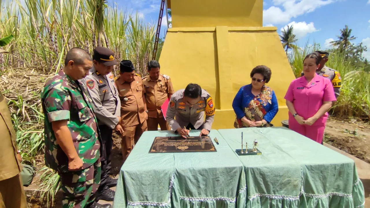 Kapolres Lumajang Resmikan Sumur Bor Bantu Kebutuhan Air Bersih Untuk Warga