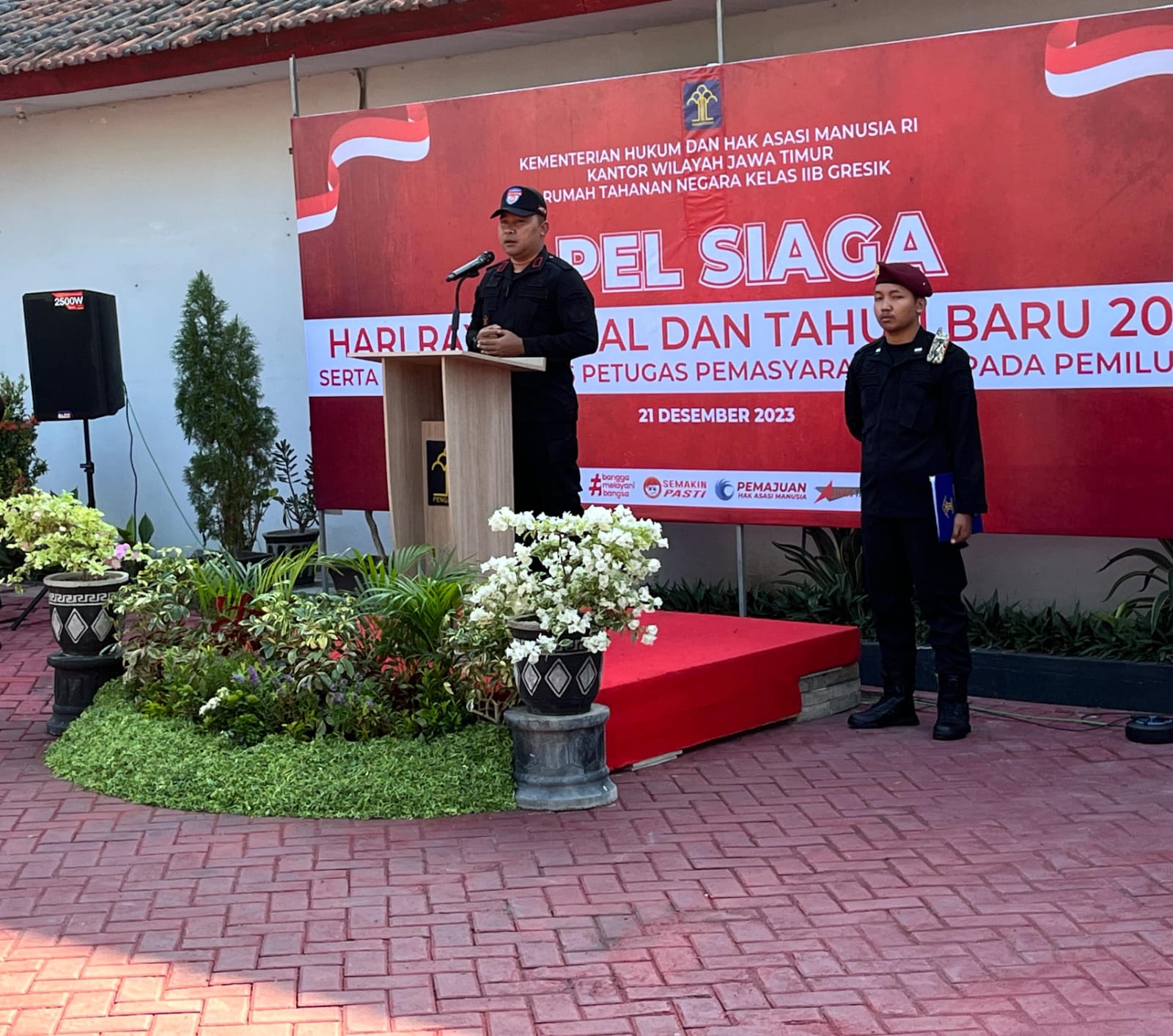 Petugas Rutan Gresik Lakukan Ikrar Netralitas dan Apel Siaga Nataru Dengan TNI-POLRI