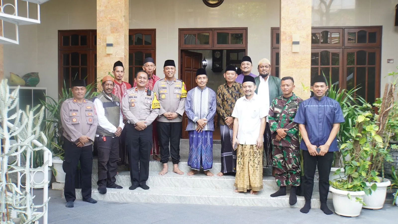 Kapolresta Sidoarjo Silaturahmi Dengan Tokoh MUI Sidoarjo, Bahas Pemilu Damai