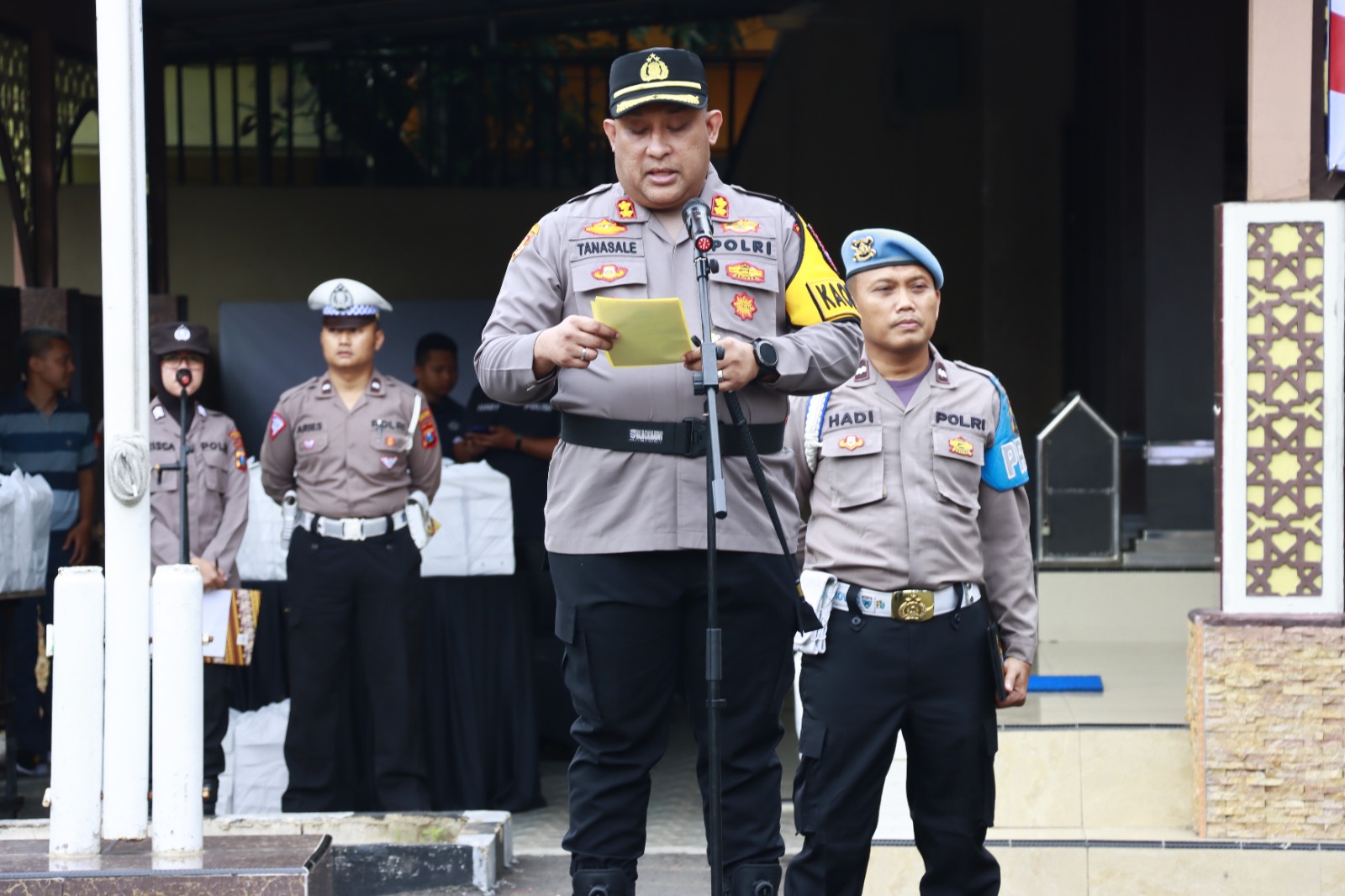 Polres Pelabuhan Tanjung Perak Siagakan 520 Personil Pengamanan Perayaan Malam Tahun Baru 2024