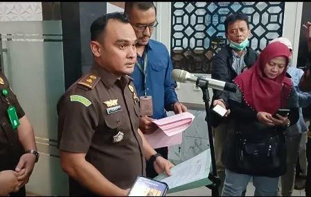 Diduga Ajukan Pinjaman Gunakan Dokumen Fiktif, Tiga Anggota Primkop UPN Veteran di Limpahkan Kejaksaan Perak
