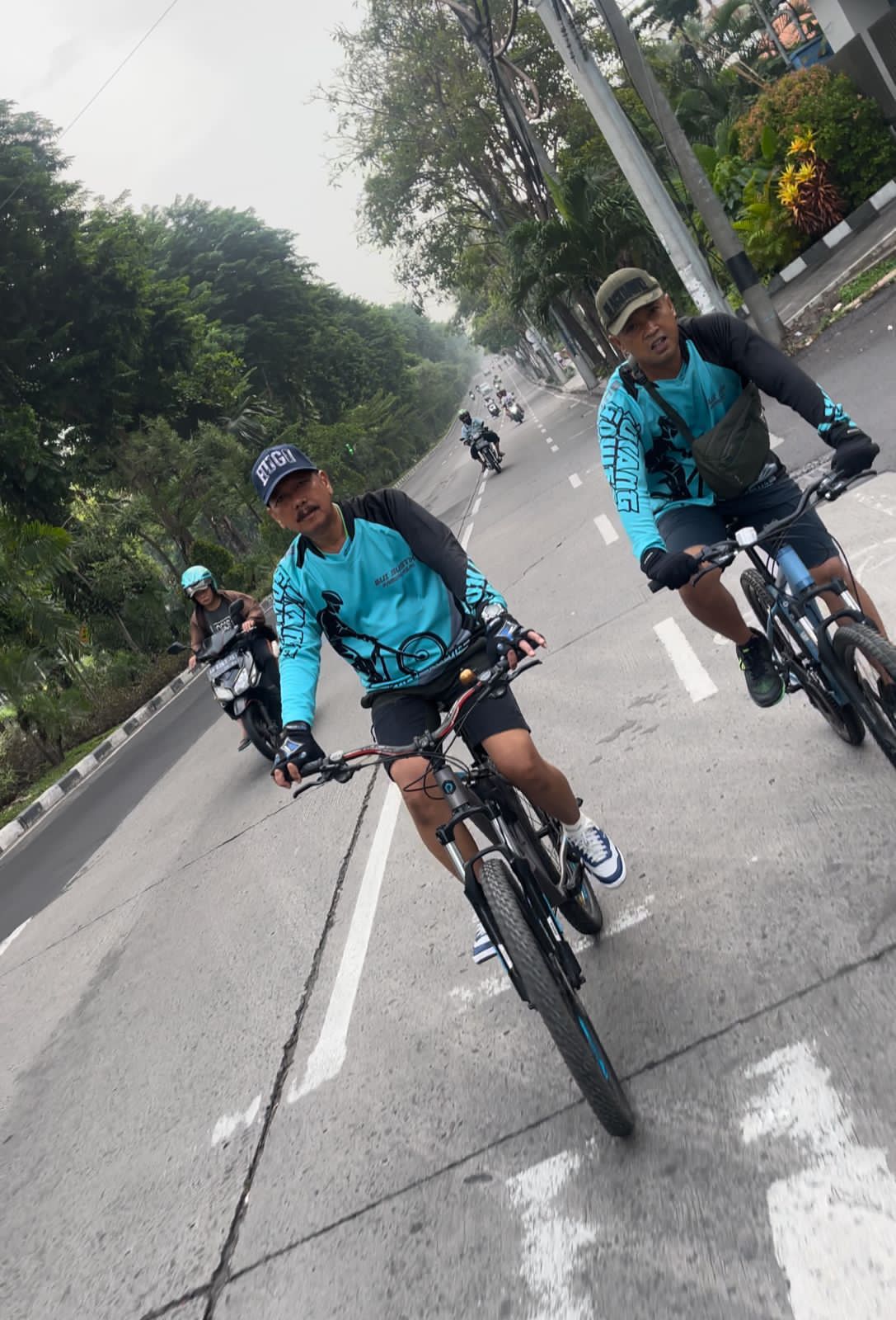 Meriahkan Hari Bhakti Imigrasi ke-74, Lapas Narkotika Kelas IIA Pamekasan Kanwil Kemenkumham Jatim Ikuti Gowes
