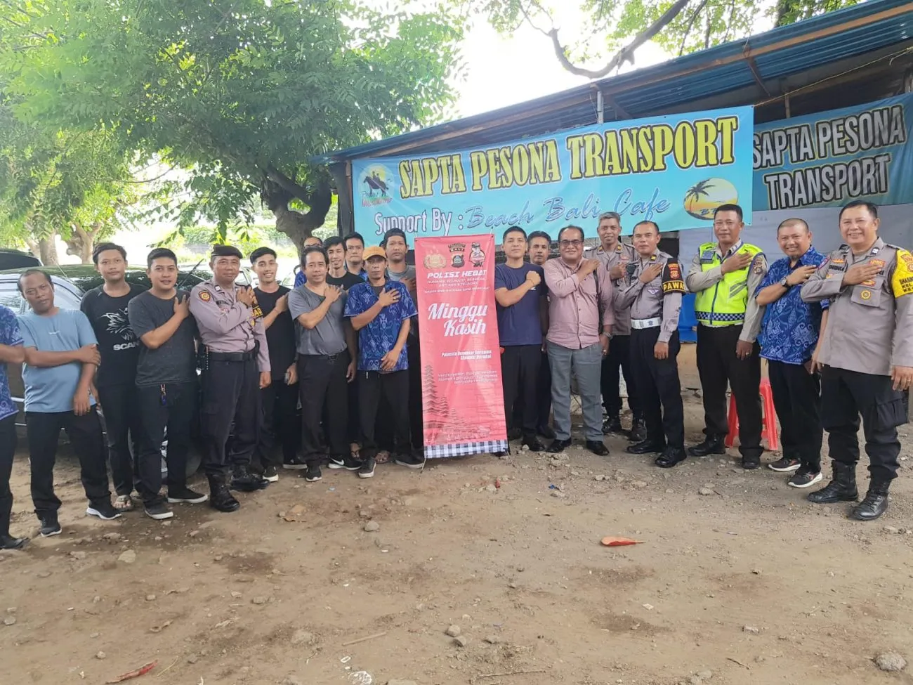 Dengarkan Aspirasi Warga Masyarakat Dalam Program Minggu Kasih 