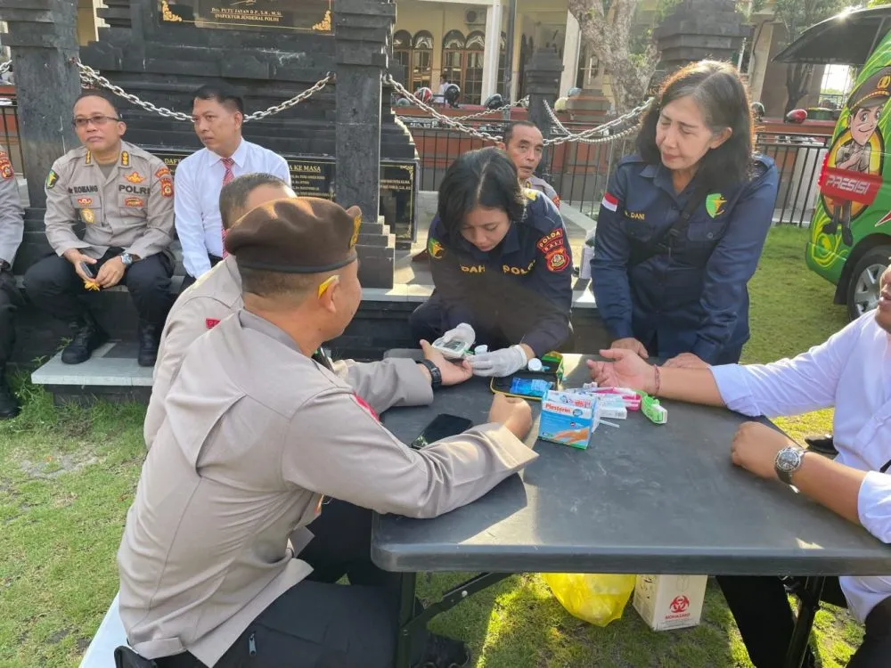 Polda Bali Berikan Pelayanan Kesehatan dalam Pengamanan Pemilu 2024