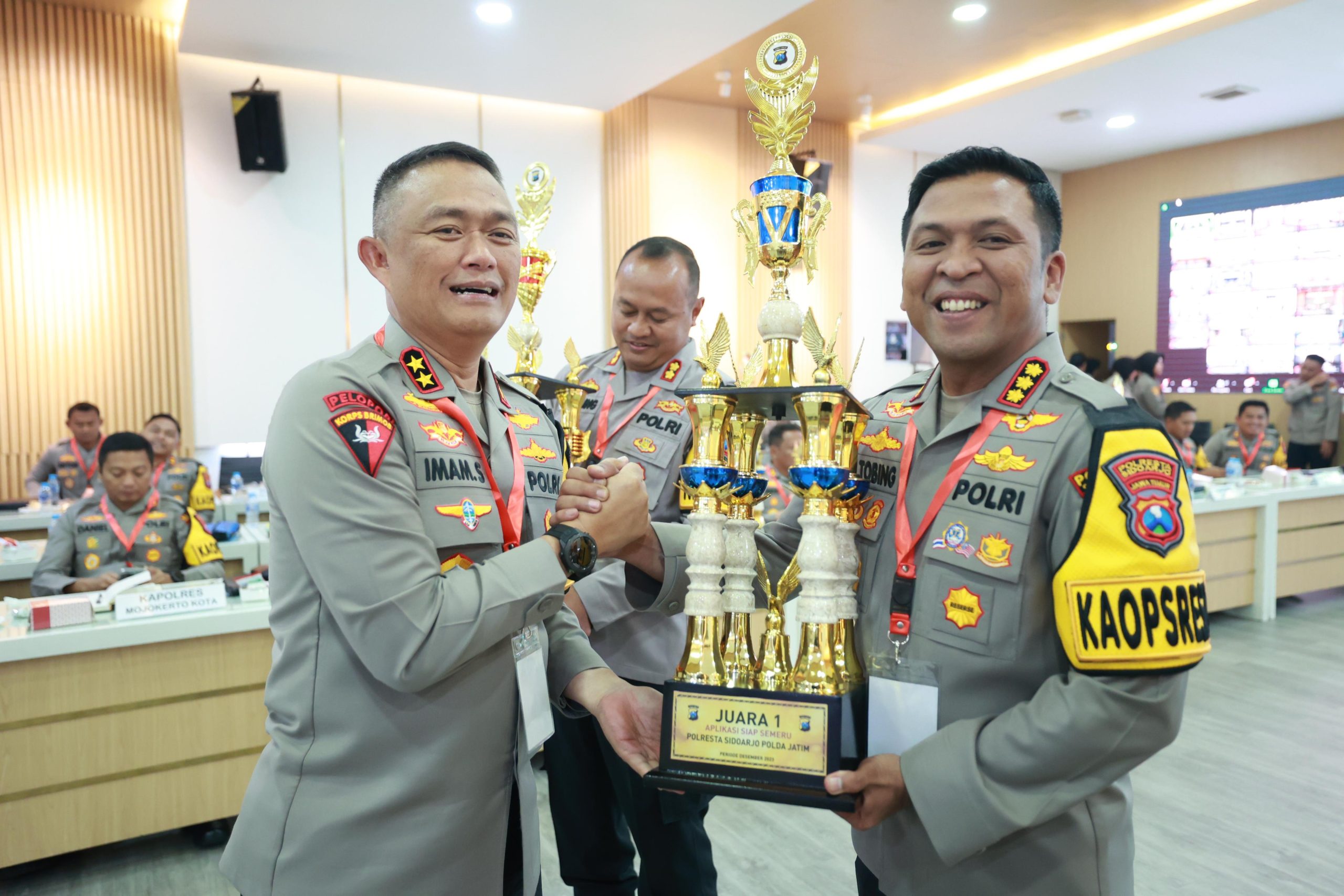 Sukses Amankan Natal 2023 Dan Tahun Baru 2024, Polresta Sidoarjo Borong Penghargaan Dari Kapolda Jatim