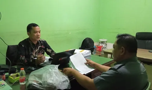 Ketum DPP JCW Beberkan Laporan Dugaan Pelanggaran Kampanye Anik Maslachah Saat di Bawaslu