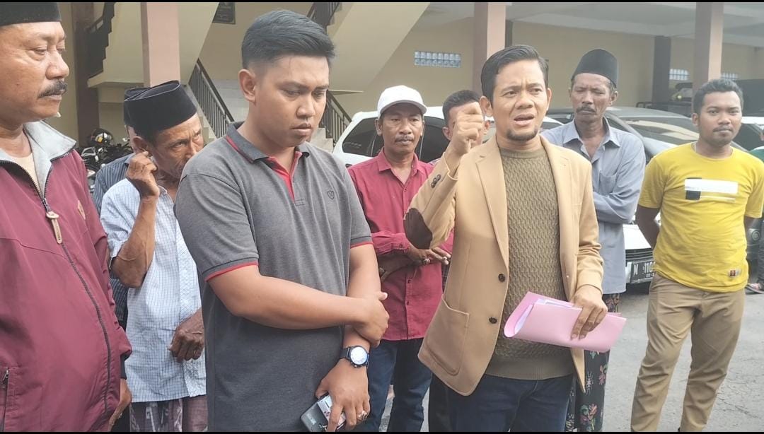 Celurit Jadi Sebab, Kuasa Hukum Pj Kades Ragung Sebut Eks Wabup dan PJ Bupati Sampang Lelaki Pengecut