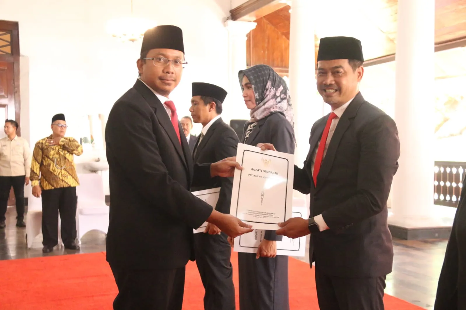 Bupati Sidoarjo Lantik 5 Pejabat Baru, Salah Satunya Kadisporapar