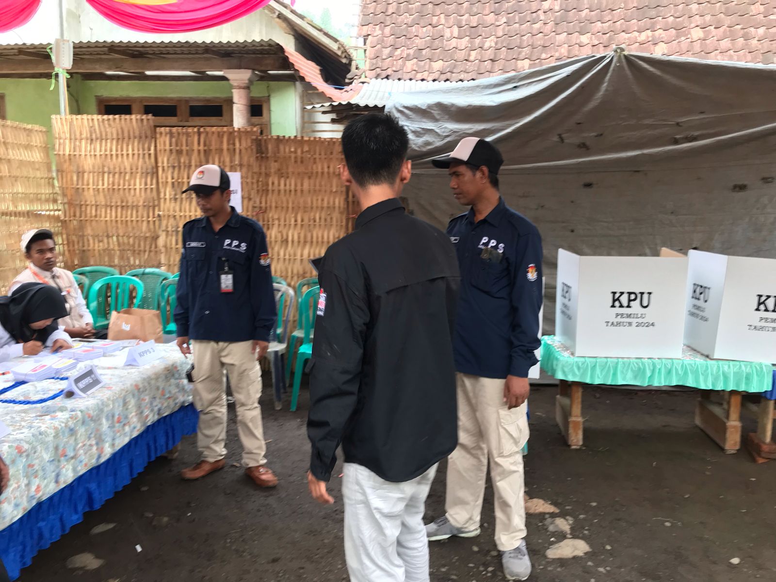 Pemilihan Umum Desa Curahtemu Terpantau Aman dan Kondusif