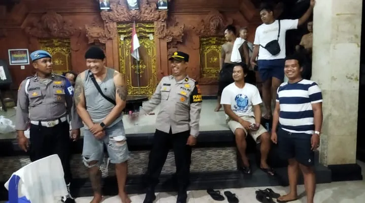 Cegah GK Sampaikan Imbauan Keamanan, Patgat Wilayah Dentim Sambangi Setiap Banjar